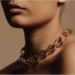 Thick gold chain link necklace